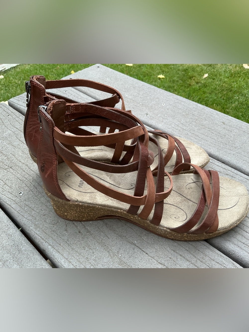 Ahnu Brown Leather Gladiator Sandals Women's Size 8 Comfort Boho Zip Back - Picture 5 of 15